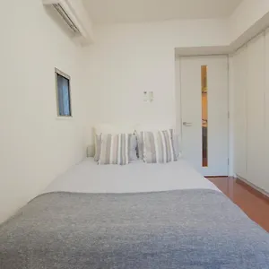 Apartment 3min Walk To Jr Okubu Sta. Sios2, Tokyo