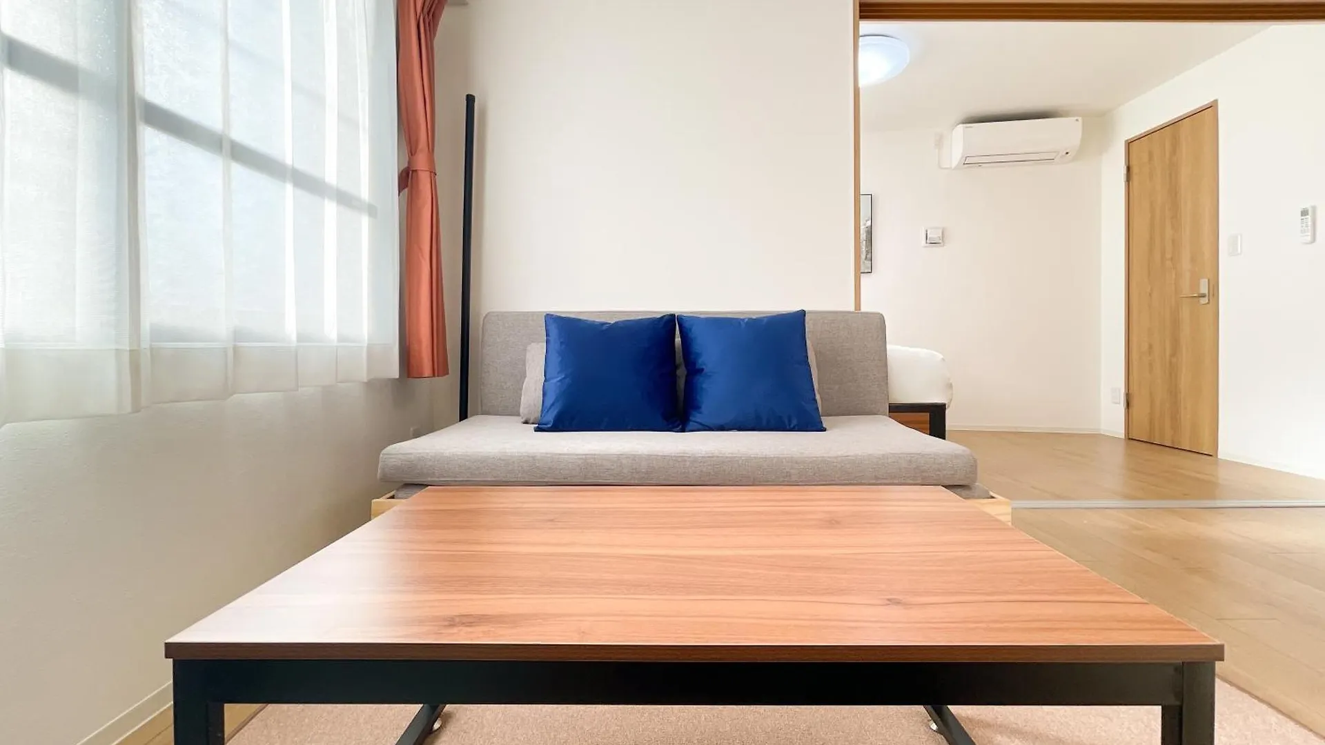 Apartment Tasuki Smart Higashinakano Tokyo